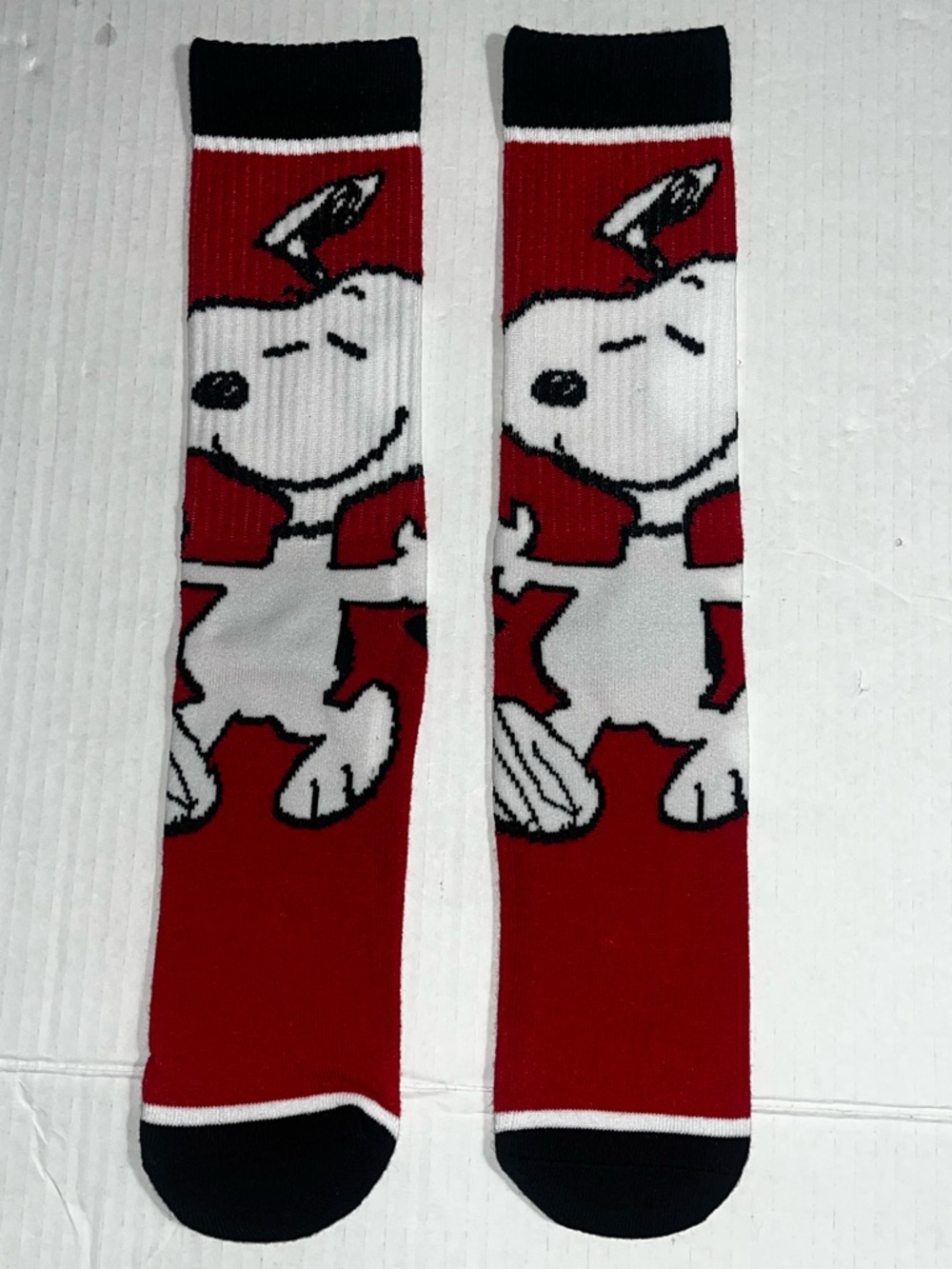 Snoopy Athletic Graphic Socks - Mens 6-13 NWT